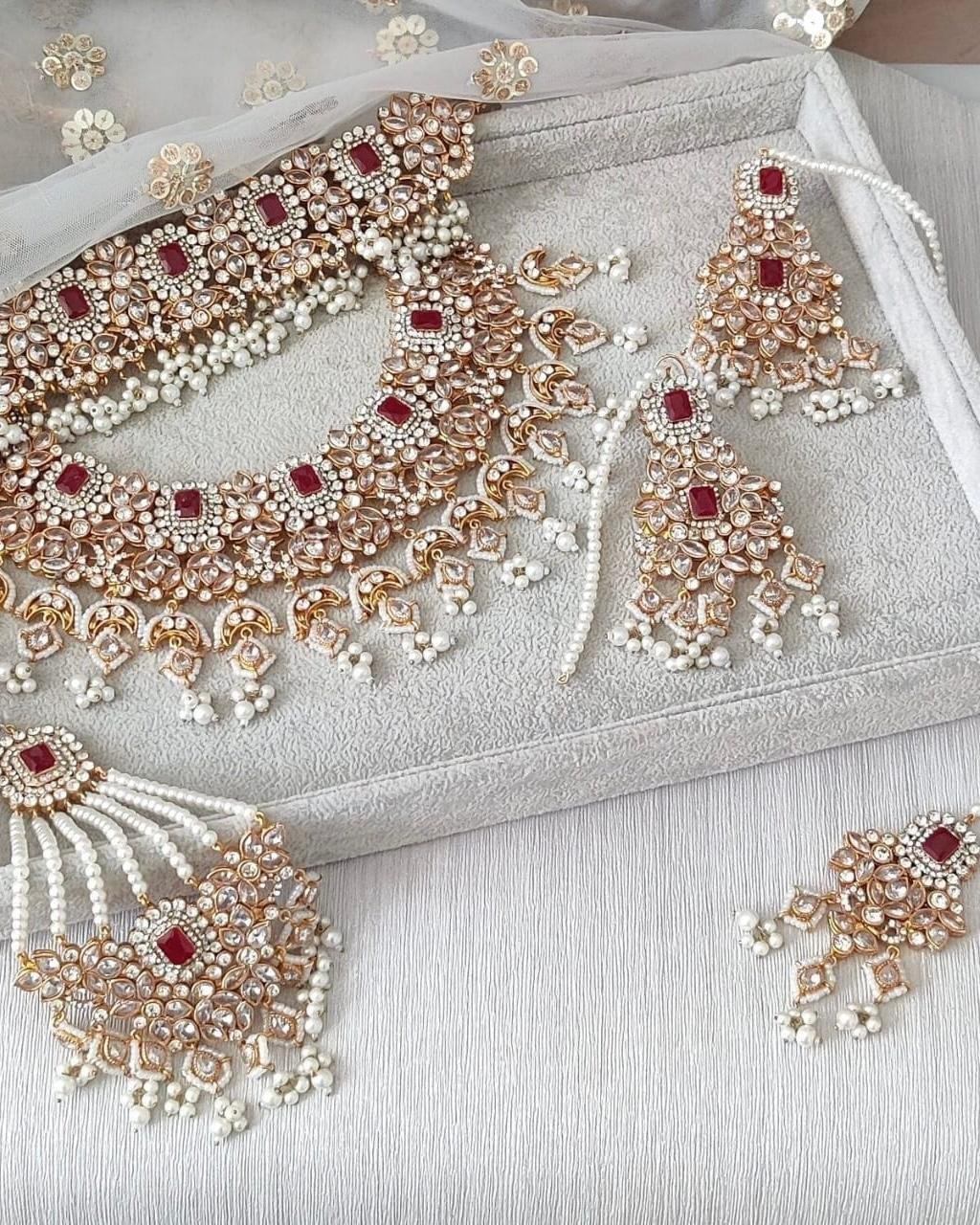 Sultana Ruby & Pearl Grand Bridal Suite